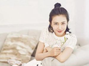 女演員羅昱焜在社交媒體上發(fā)文控訴楊紫。