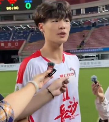 李章毓